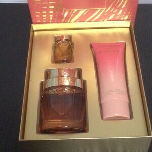 ❤️Michael Kors Wonderlust Gift Set - Pink and Gold❤️